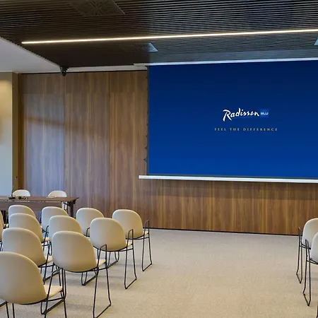 酒店 Radisson Blu Hotel, Choruslife